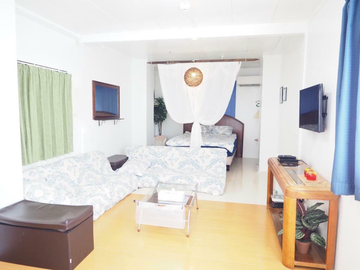 Holiday Homes Tsuboya 2Nd Naha Exterior photo